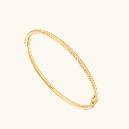 Textured Bangle Bracelet in Gold