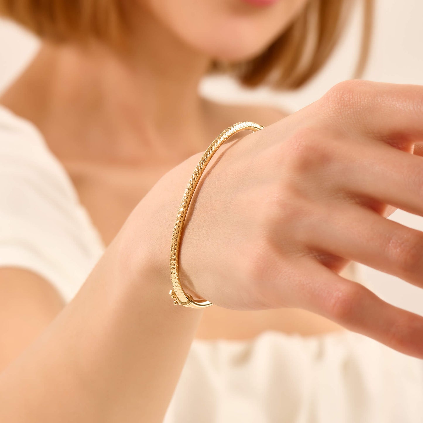 Textured Bangle Bracelet in Gold