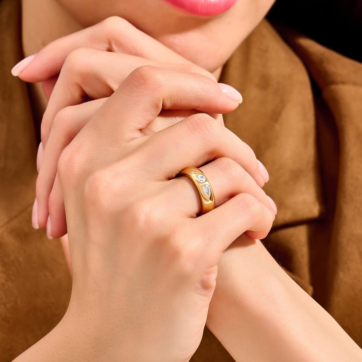 Toi et Moi Diamond Band Ring in Gold