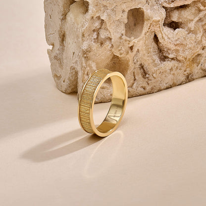 Tree Bark Band Ring in Gold