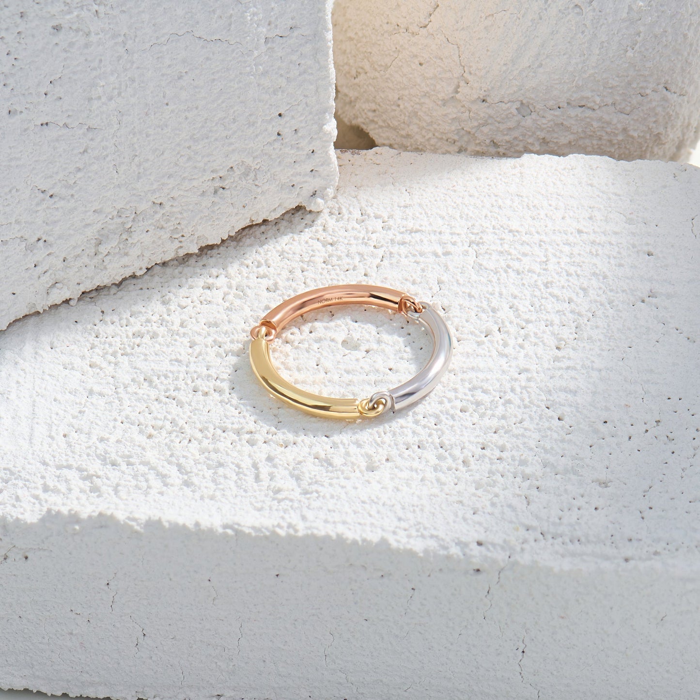 Trio Link Ring in Gold