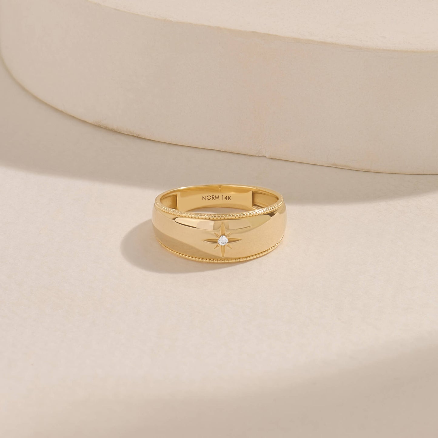 Twisted Diamond Star Dome Ring in Gold