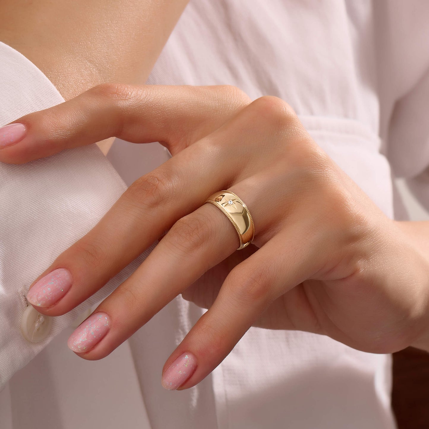 Twisted Diamond Star Dome Ring in Gold