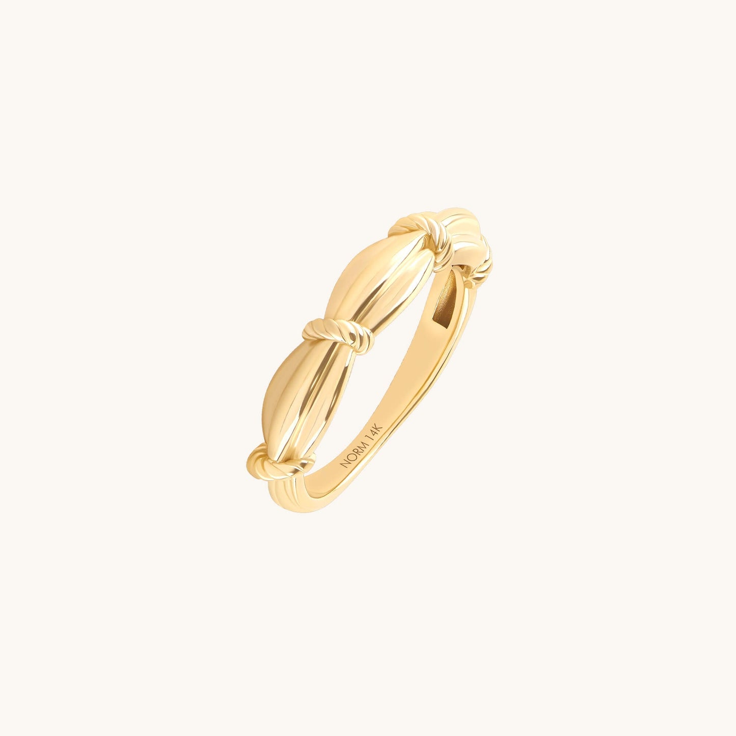 Twisted Node Band Ring in Gold