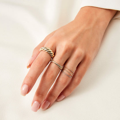 Twisted Ring in Gold