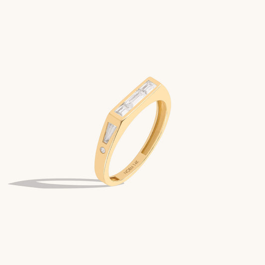 Unique Baguette Signet Ring in Gold