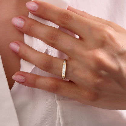 Unique Baguette Signet Ring in Gold