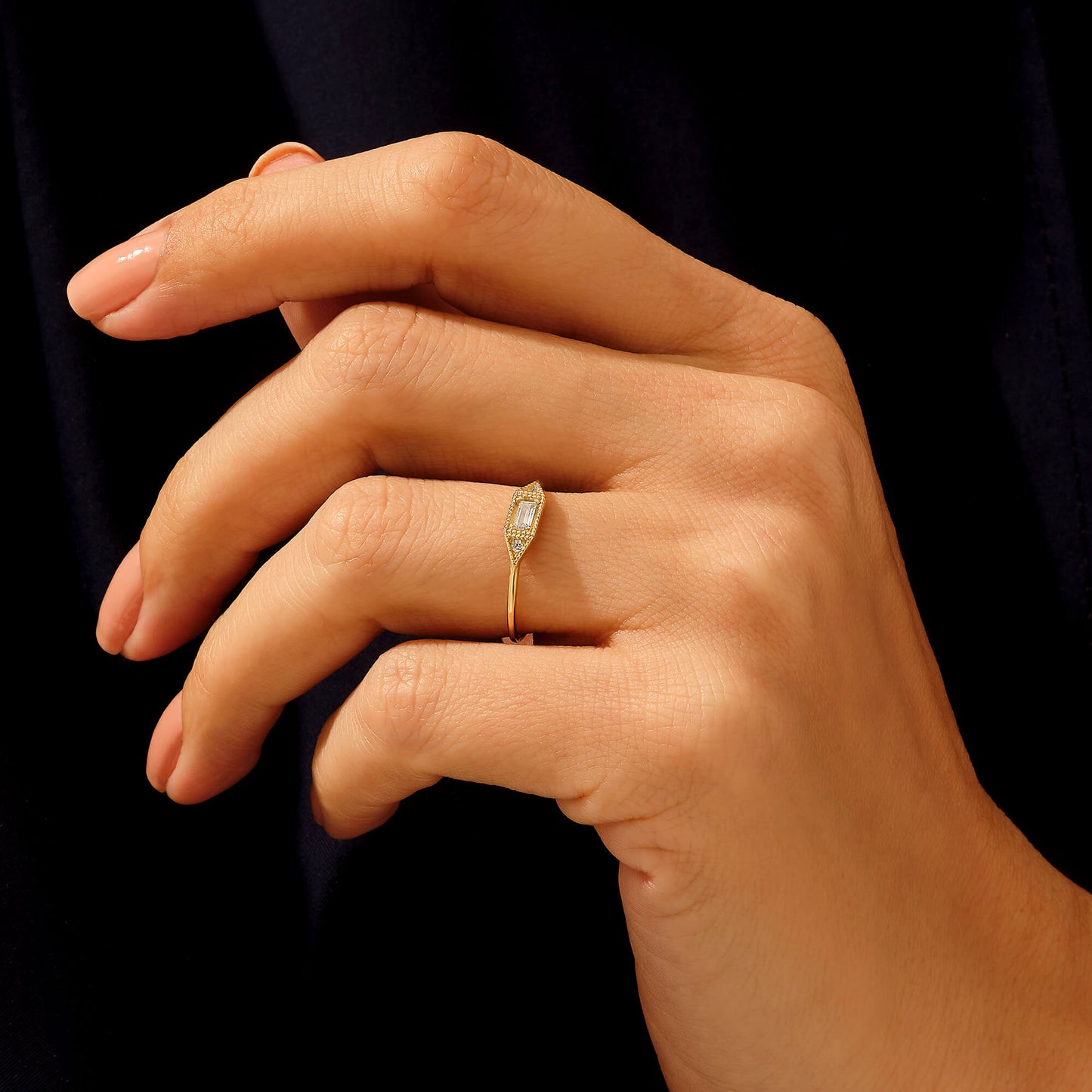 Vintage Baguette Signet Ring in Gold