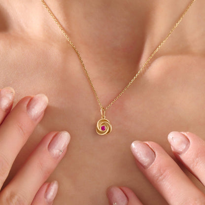 Vintage Knot Necklace in Gold