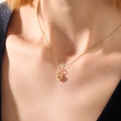 Vintage Knot Necklace in Gold