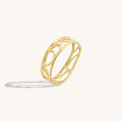 Wave Outline Band Ring in Gold